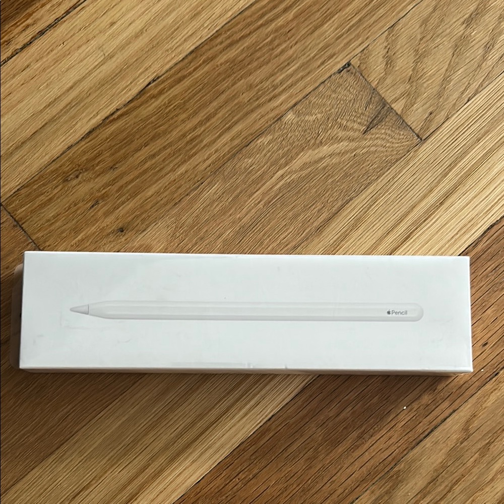 NWT Apple Pencil in White